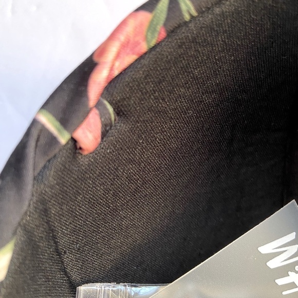 H&M SWIM TOP - Picture 6 of 6